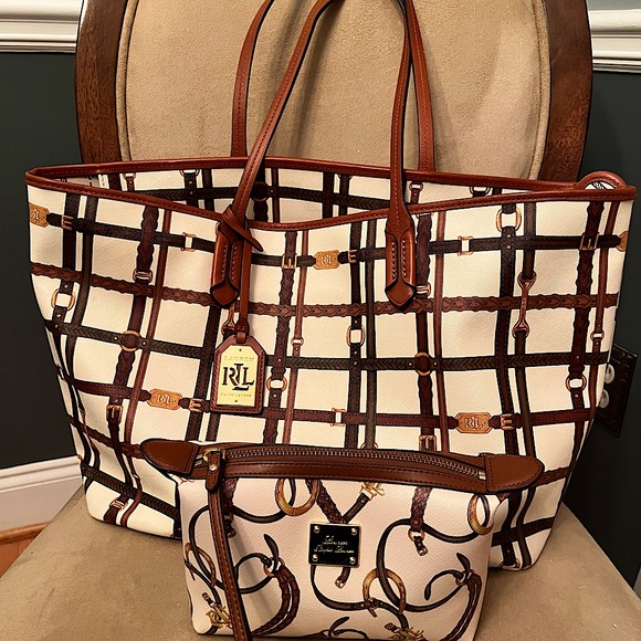 Lauren Ralph Lauren Brown and Cream Large Equestrian Style Tote and Wristlet EUC - Picture 3 of 15